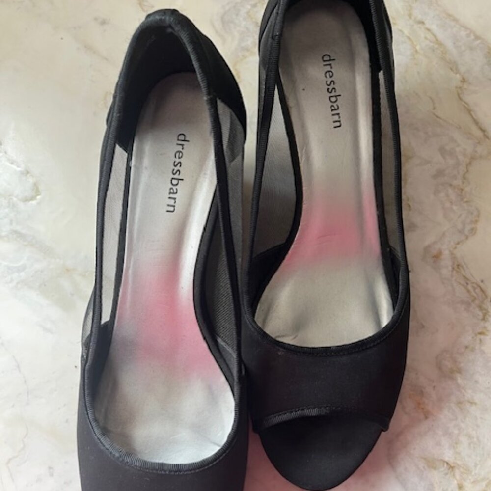 Dress Barn open toes pumps size 10